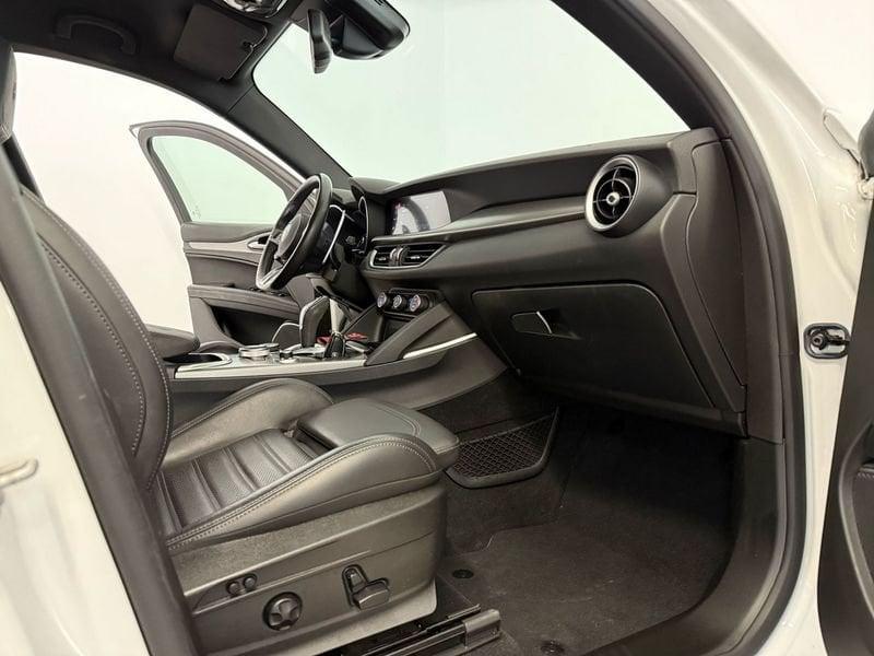Alfa Romeo Stelvio 2.2 Turbodiesel 210 CV AT8 Q4 Veloce
