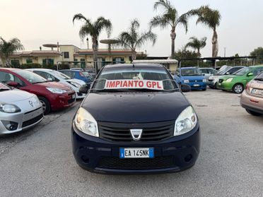 Dacia Sandero 1.4 gpl 2010