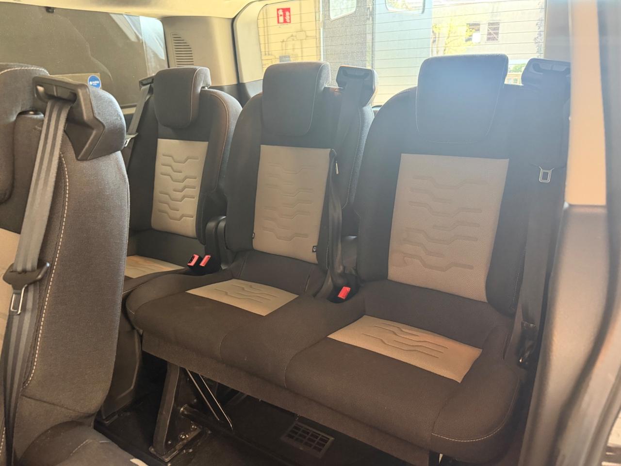 Ford Tourneo Custom 310 2.0 TDCi 130CV PC Titanium