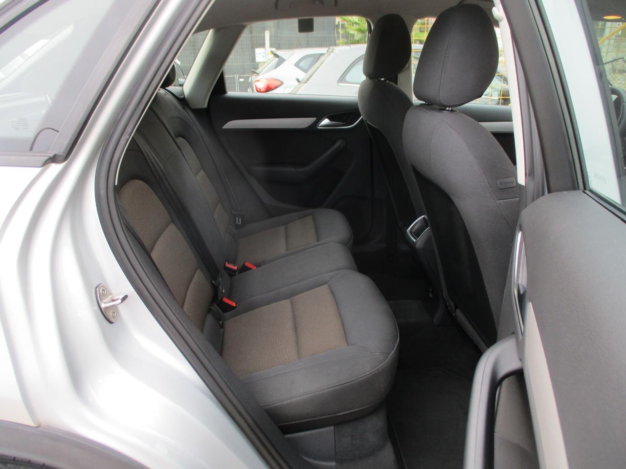Audi Q3 2.0 TDI 140 CV S tronic S-LINE 2014