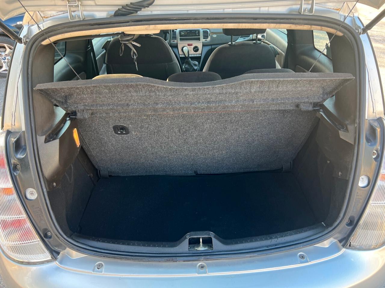 Lancia Ypsilon 1.3 MJT 75 CV Oro Giallo