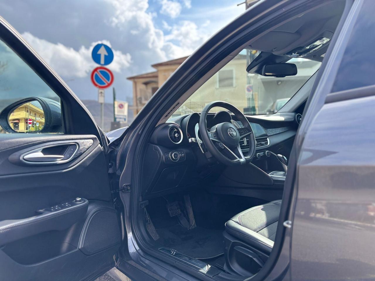 Alfa Romeo Giulia 2.2JTDM 180CV Executiv AUTOM NAV