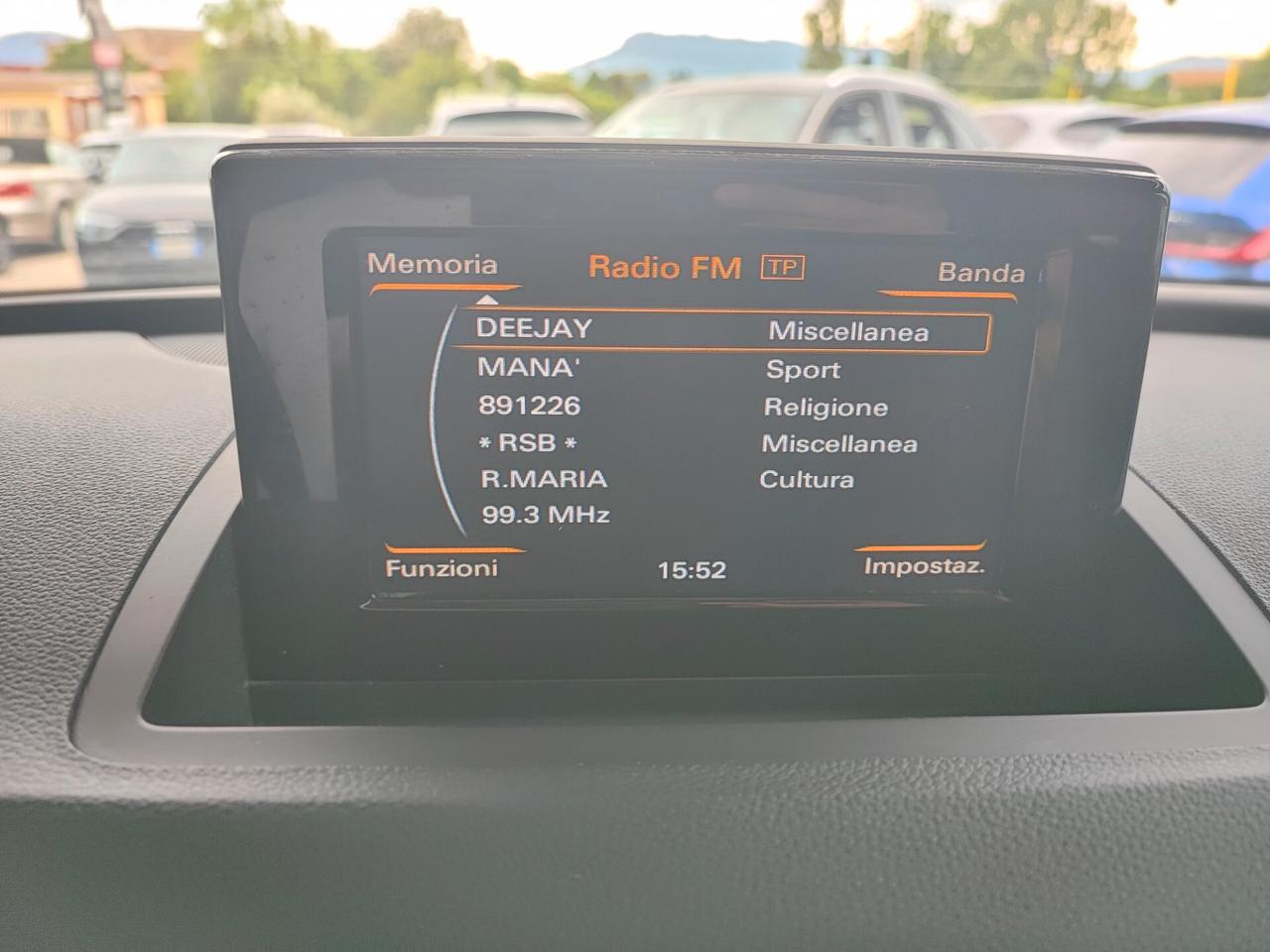 Audi Q3 2.0 TDI 120 CV Design