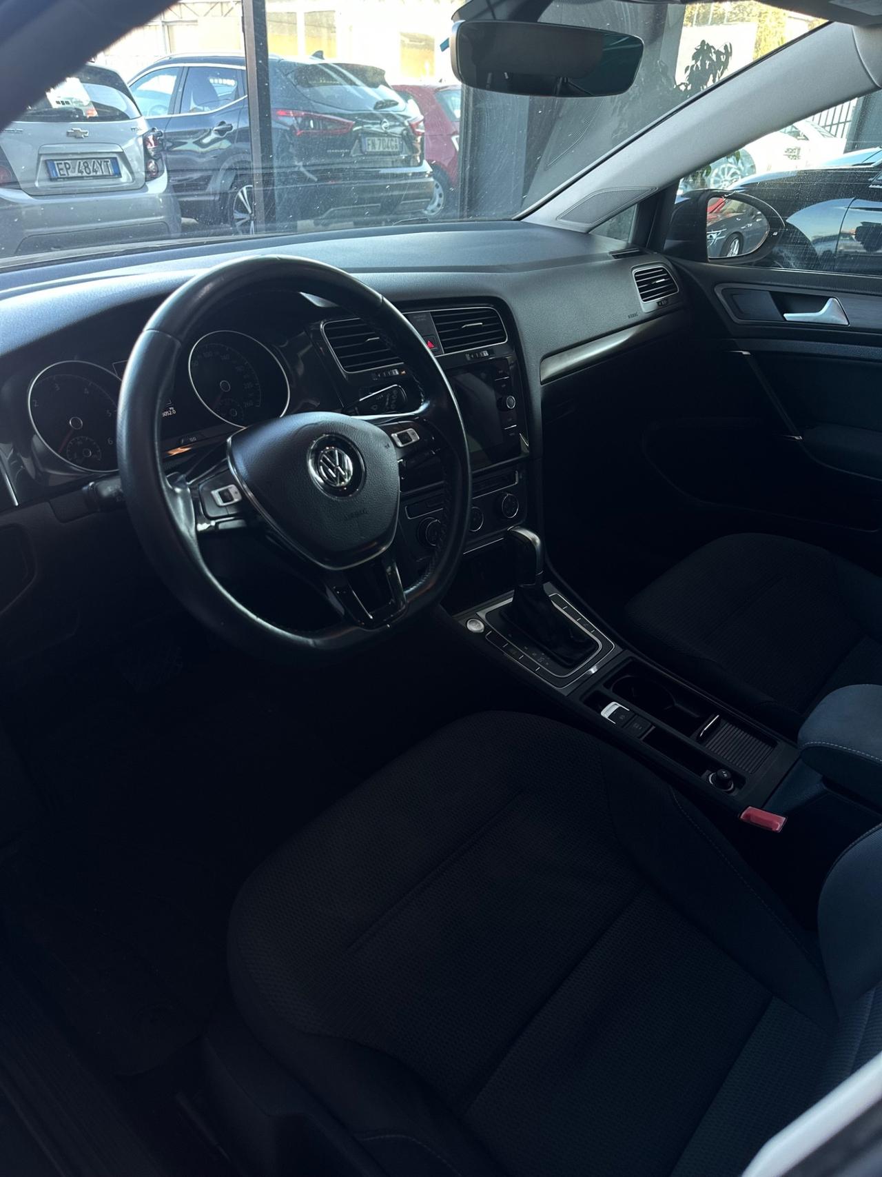 Volkswagen Golf Variant 1.6 TDI 115 CV DSG Business BlueMotion Tech.