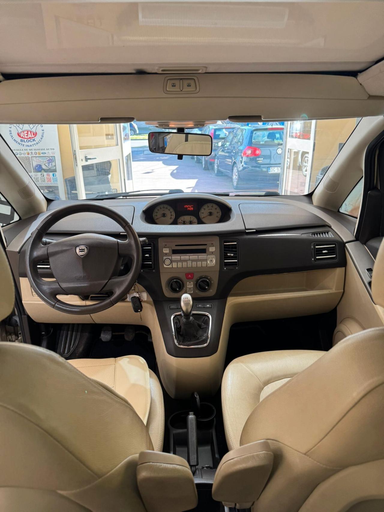 Lancia MUSA 1.4 16V Platino Plus