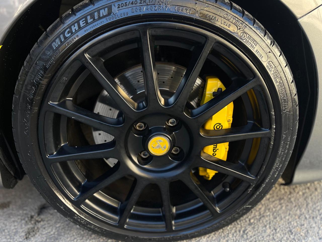 Abarth 595 1.4 Turbo T-Jet 180 CV Competizione