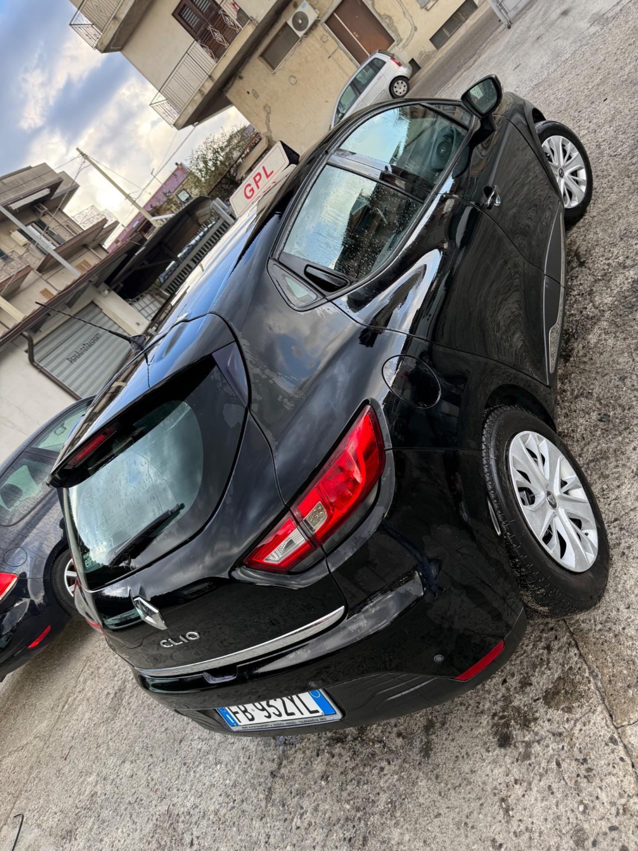 Renault Clio 1.2 75CV GPL 5 porte Van