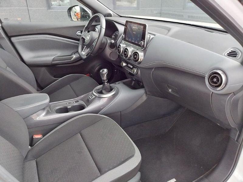 Nissan Juke 1.0 DIG-T 114cv N-Connecta 1.0 dig-t N-Connecta 114cv