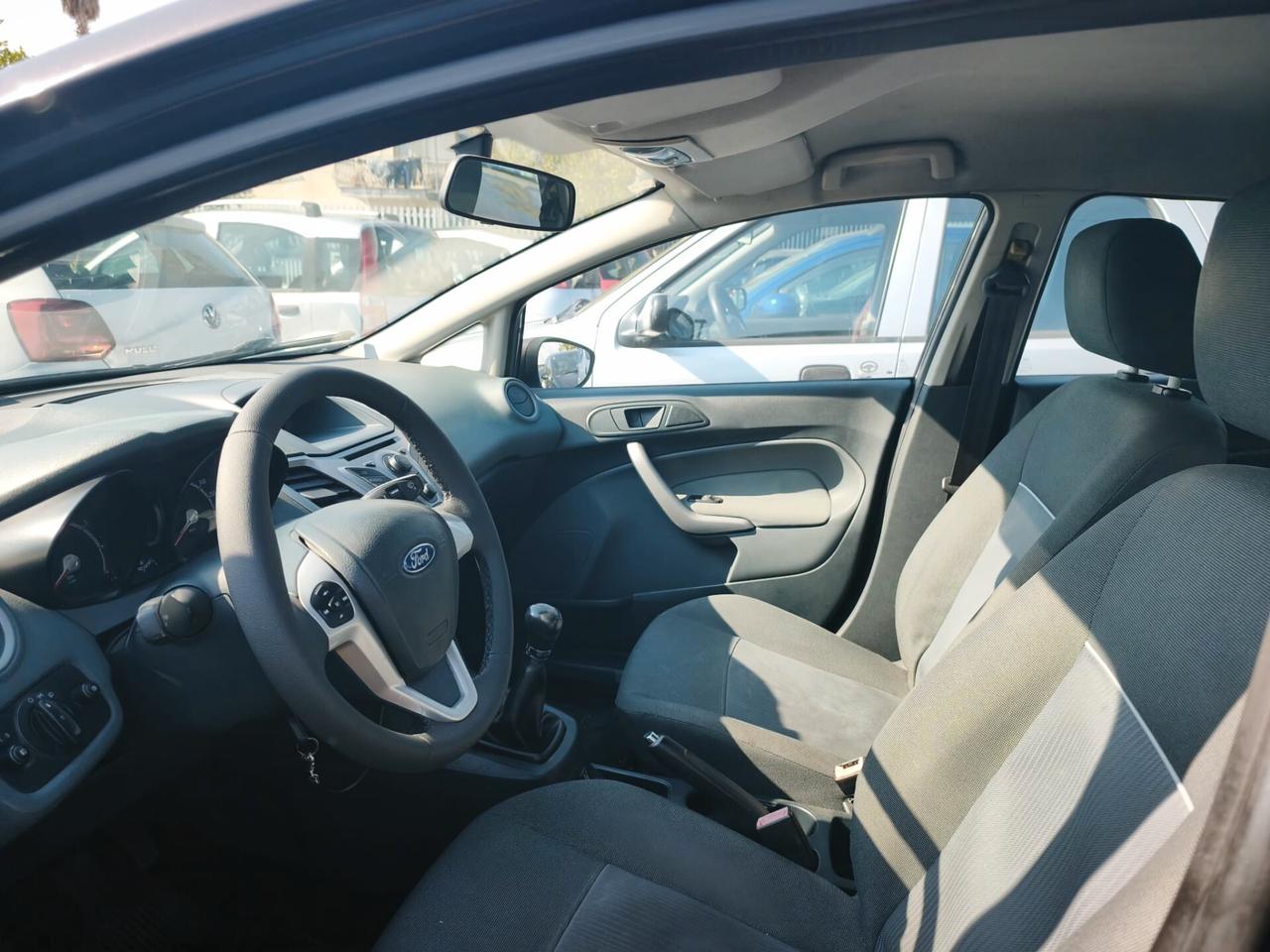 Ford Fiesta 1.4 5 porte Bz.- GPL Titanium