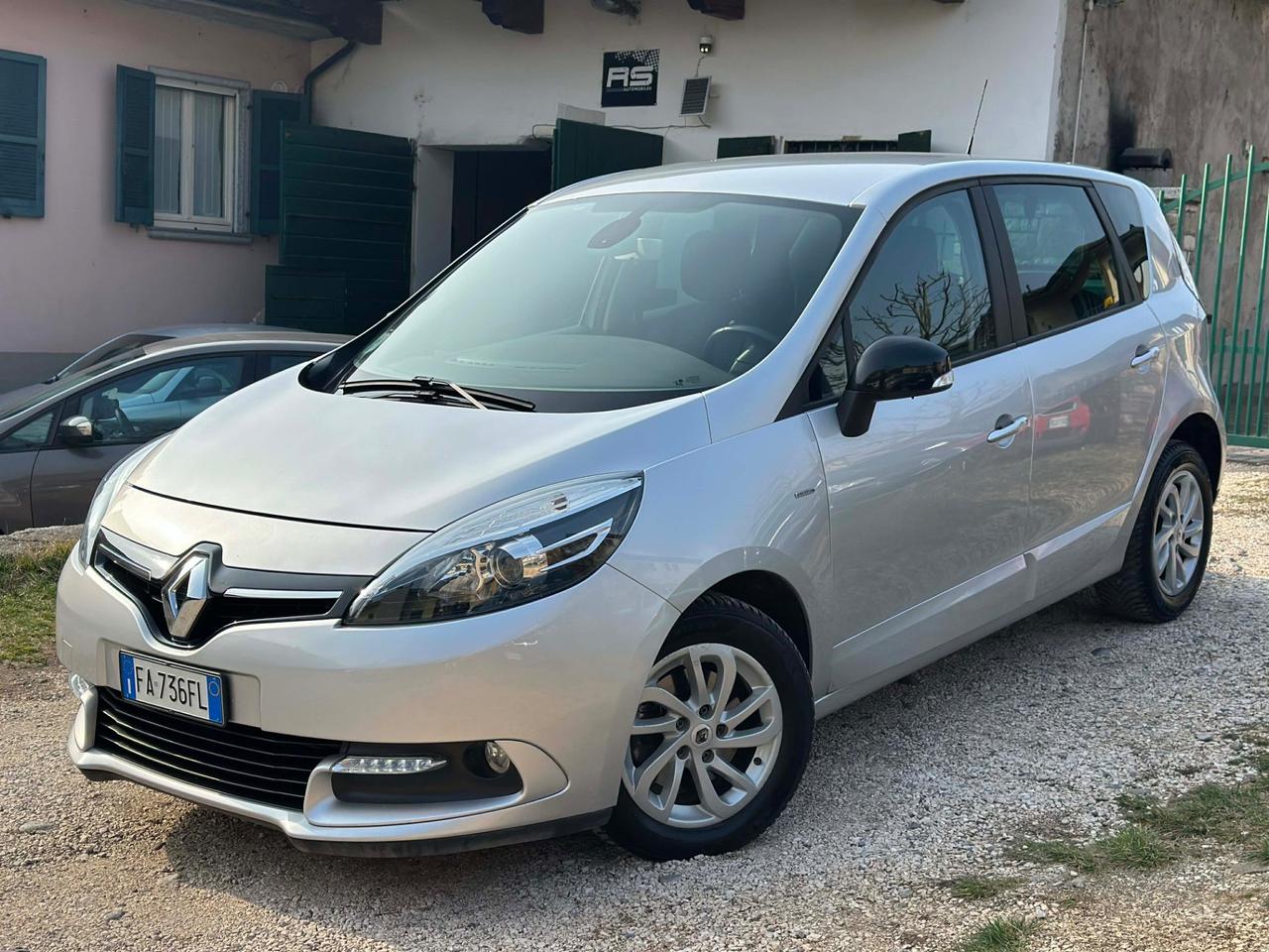 Renault SCÈNIC 1.5 dCi 110CV S&S BOSE