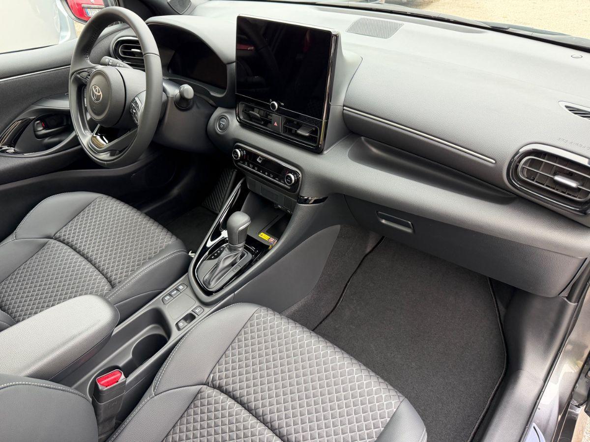 TOYOTA - Yaris - 1.5 Hybrid 5p. Lounge
