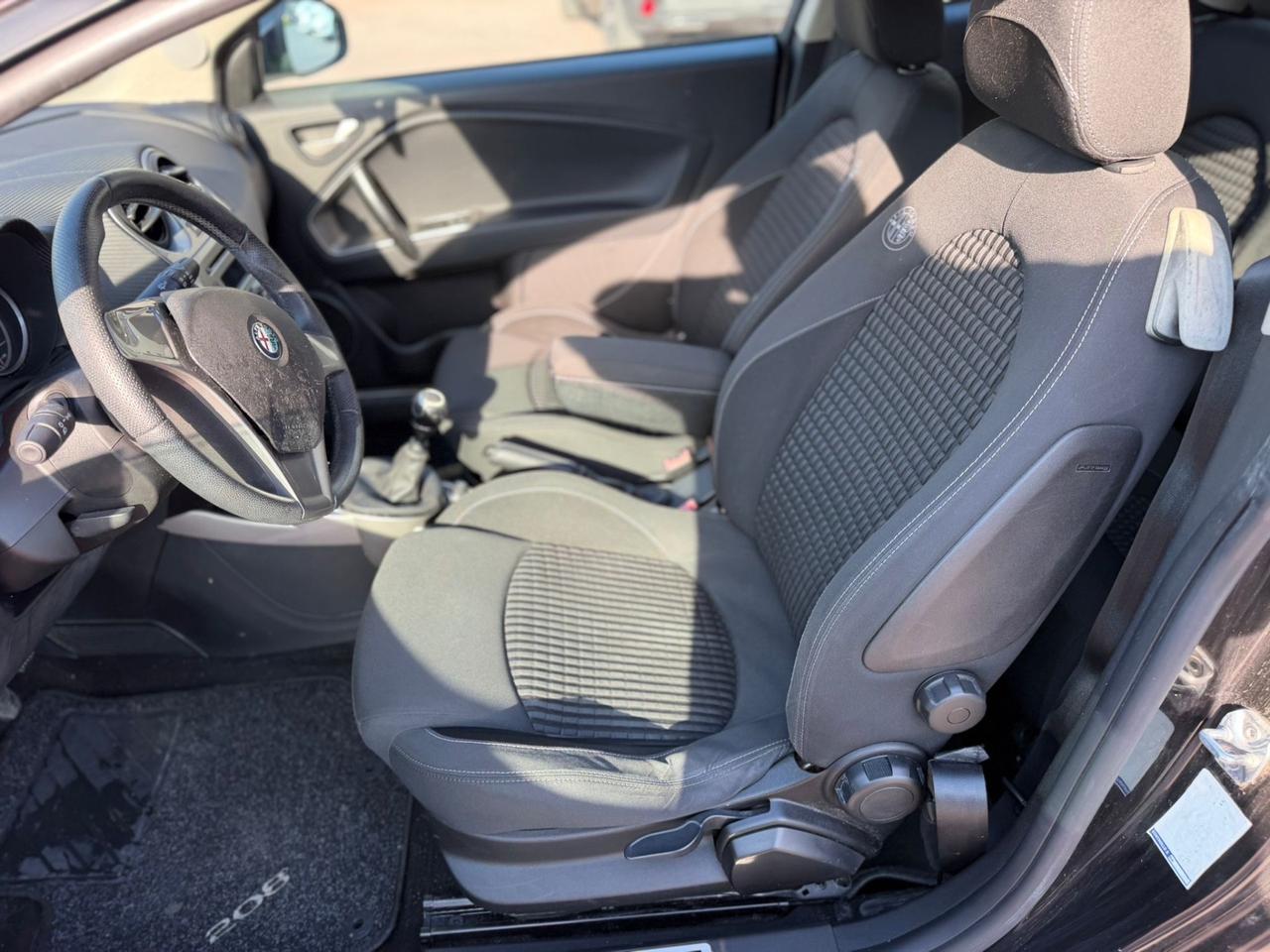 Alfa Romeo MiTo 1.4 105 CV M.air S&S Distinctive