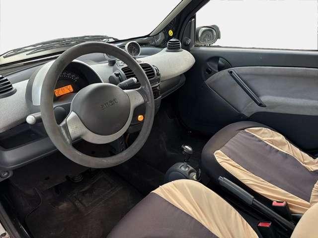 smart forTwo 700 coupé pure (45 kW)