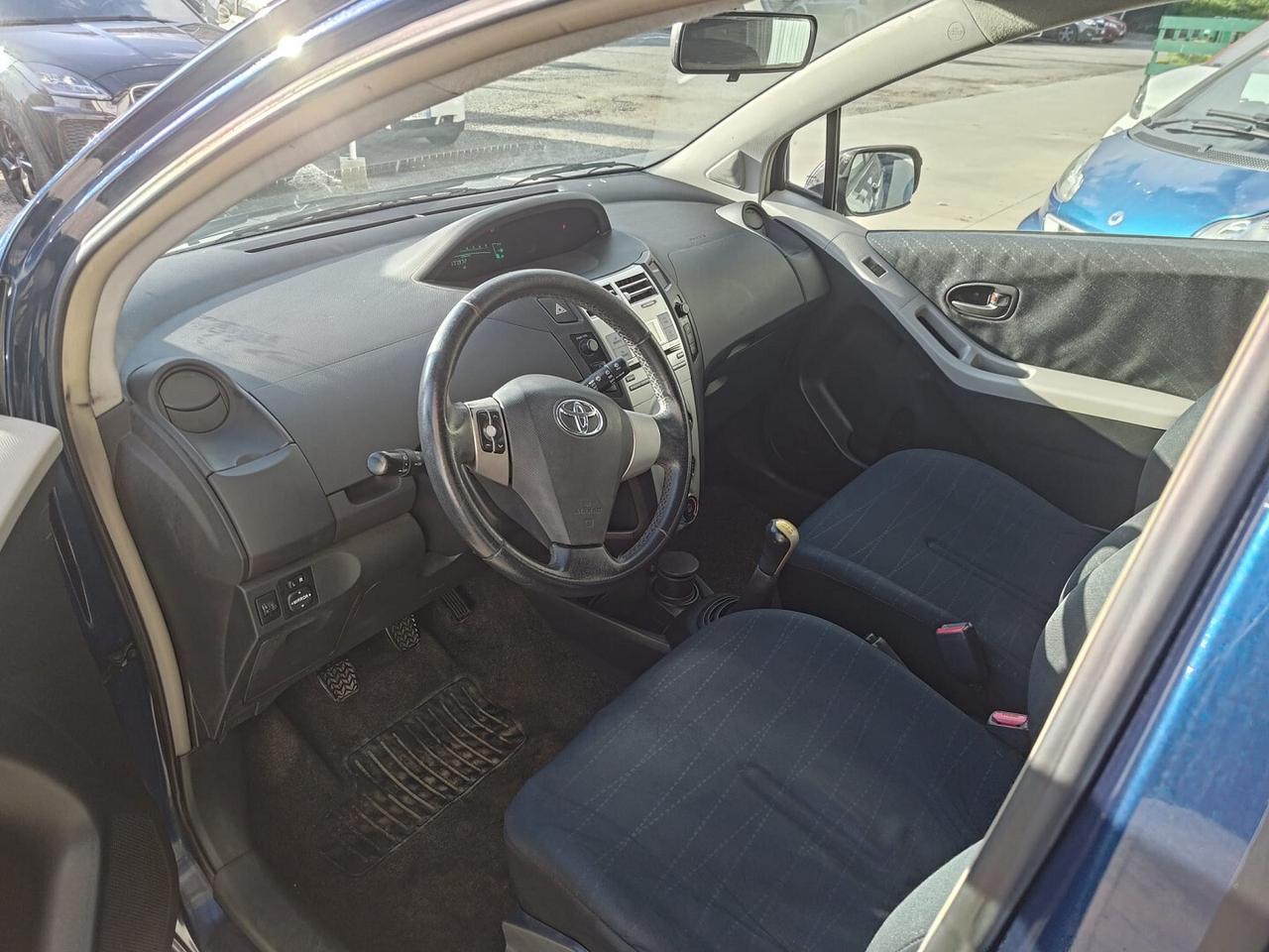 Toyota Yaris 1.0 Sol