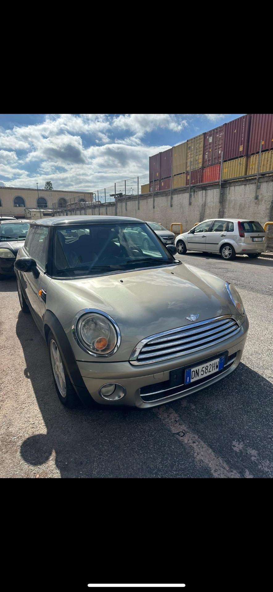 Mini 1.6 16V Cooper D Chili automatica