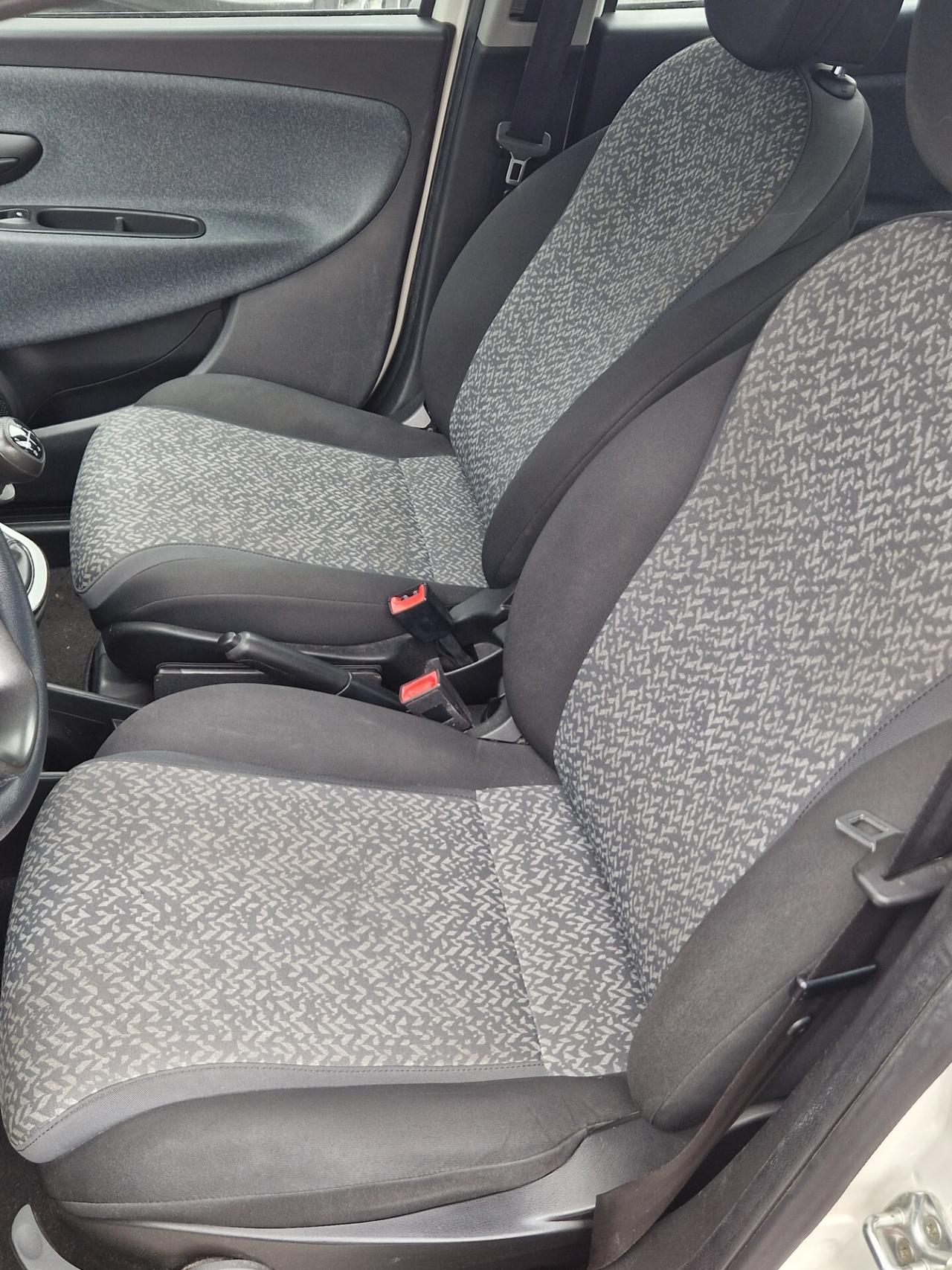 Lancia Ypsilon 1.2 69 CV 5 porte GPL Ecochic Platinum