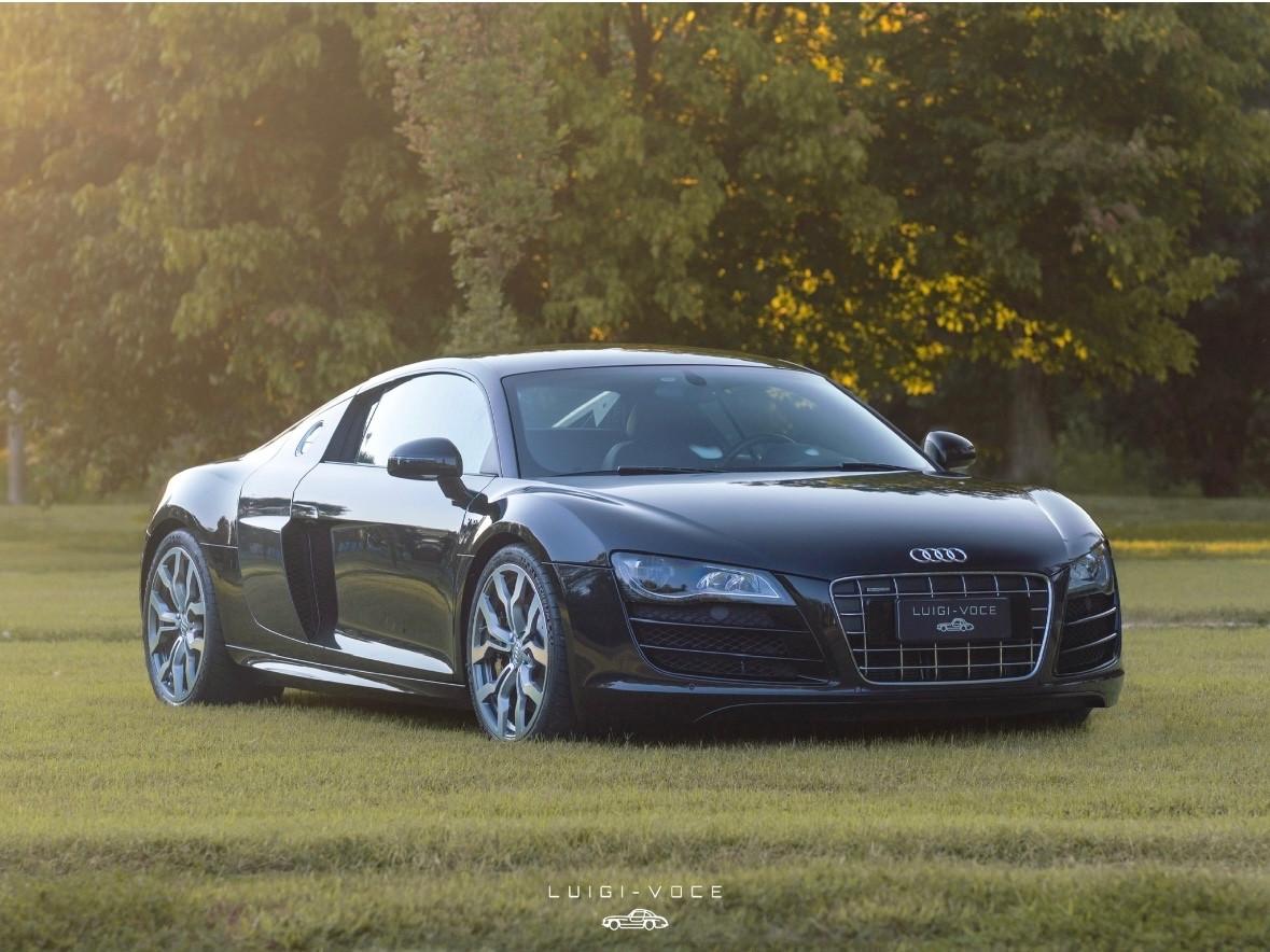 Audi R8 5.2 V10 FSI quattro R tronic