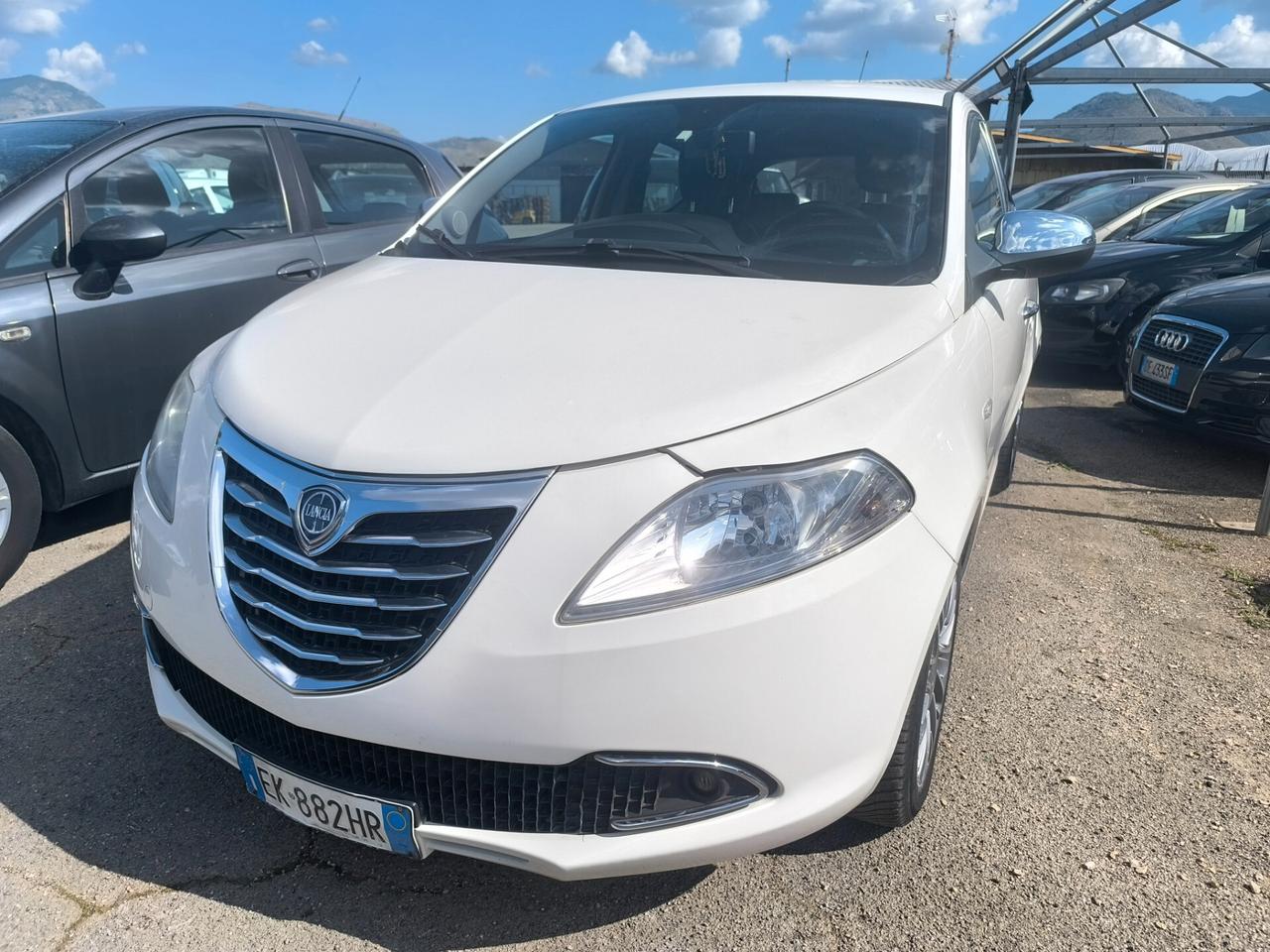 Lancia Ypsilon 1.3 MJT 16V 95 CV 5 porte S&S Gold