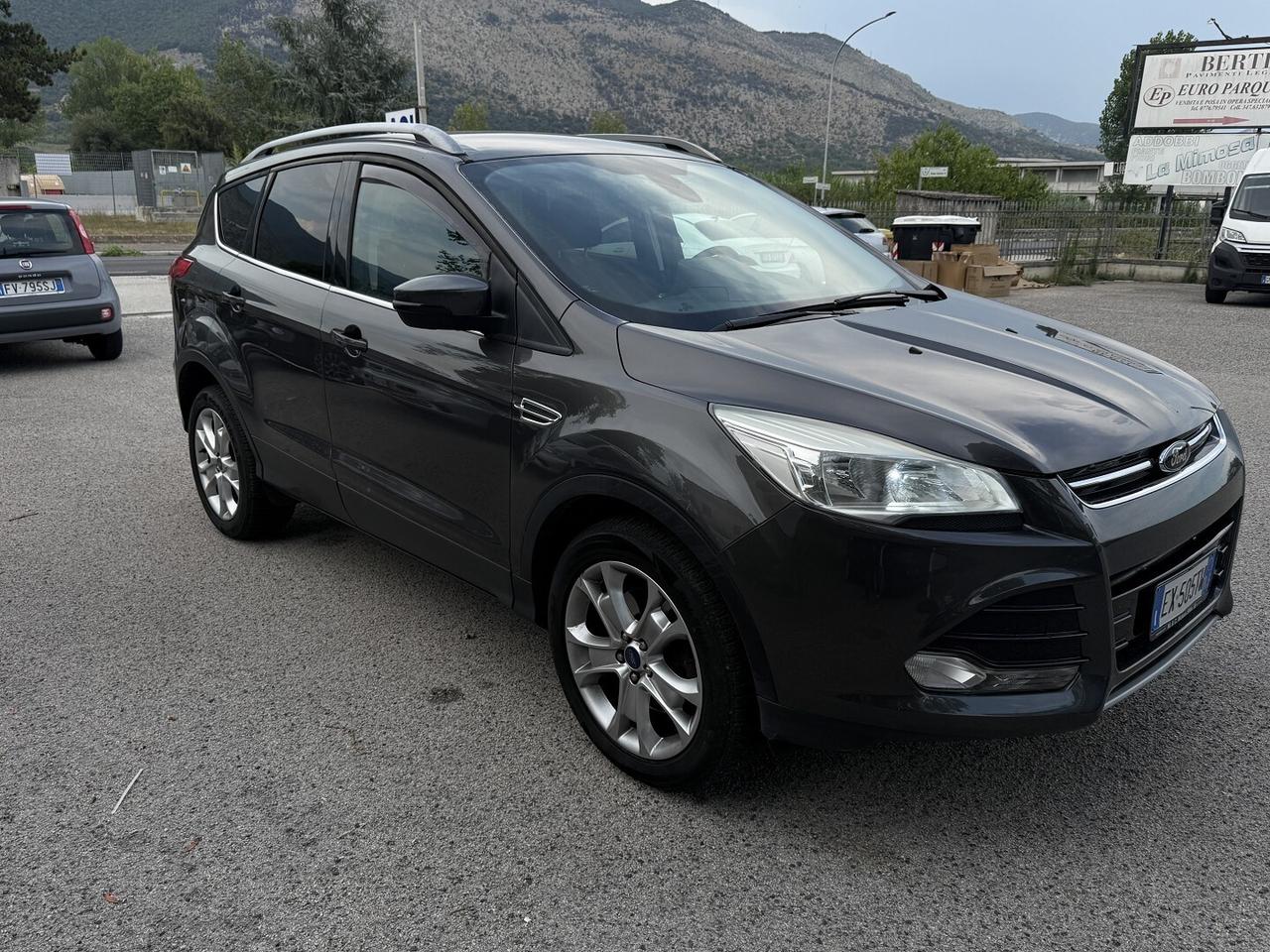 FORD KUGA TDCI NAVI CLIMA ADATTA NEOPATENTATI