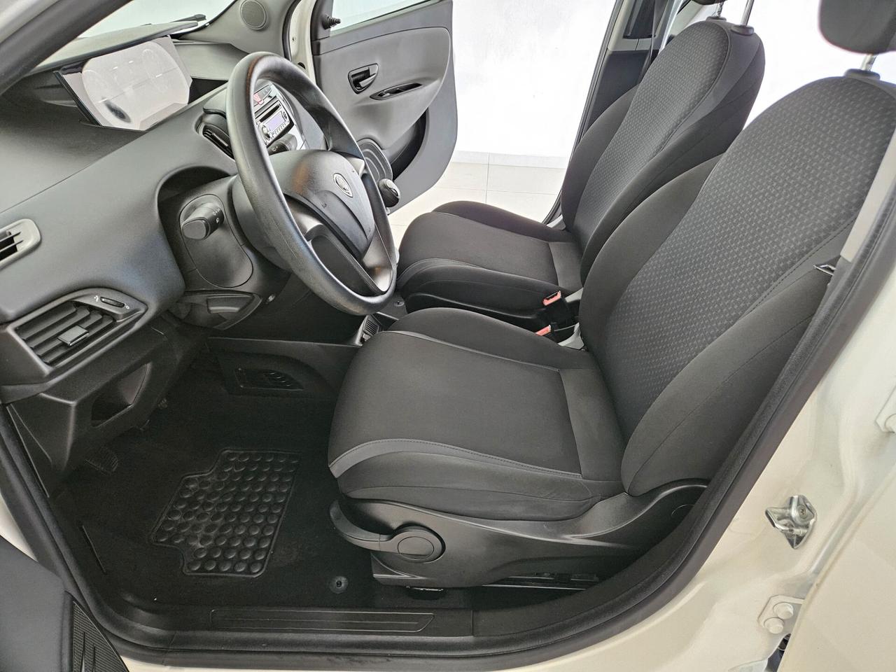 Lancia Ypsilon 1.2 69 CV 5 porte GPL Ecochic Gold