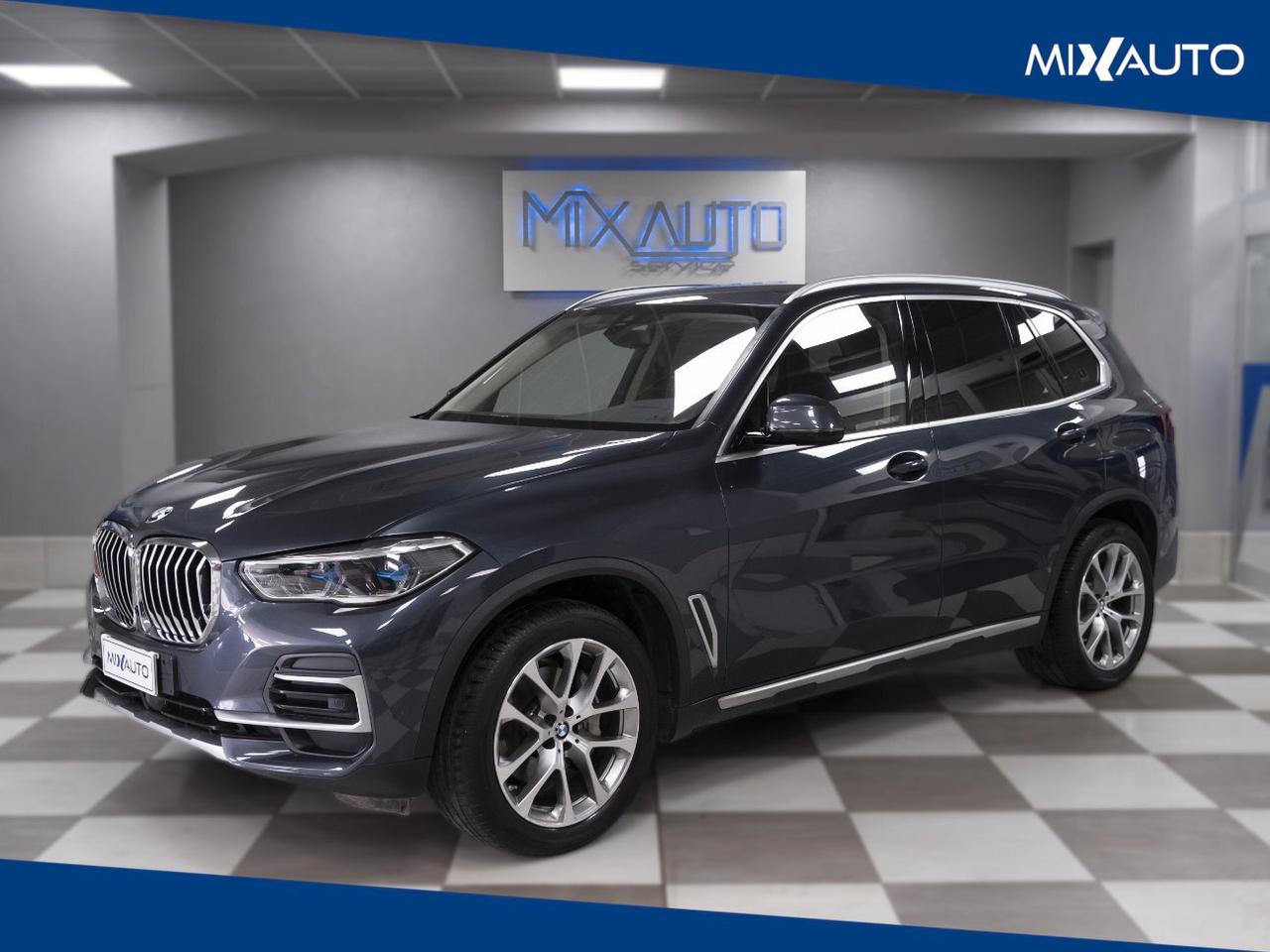 BMW X5 xDrive30d MHEV 48V xLine Auto