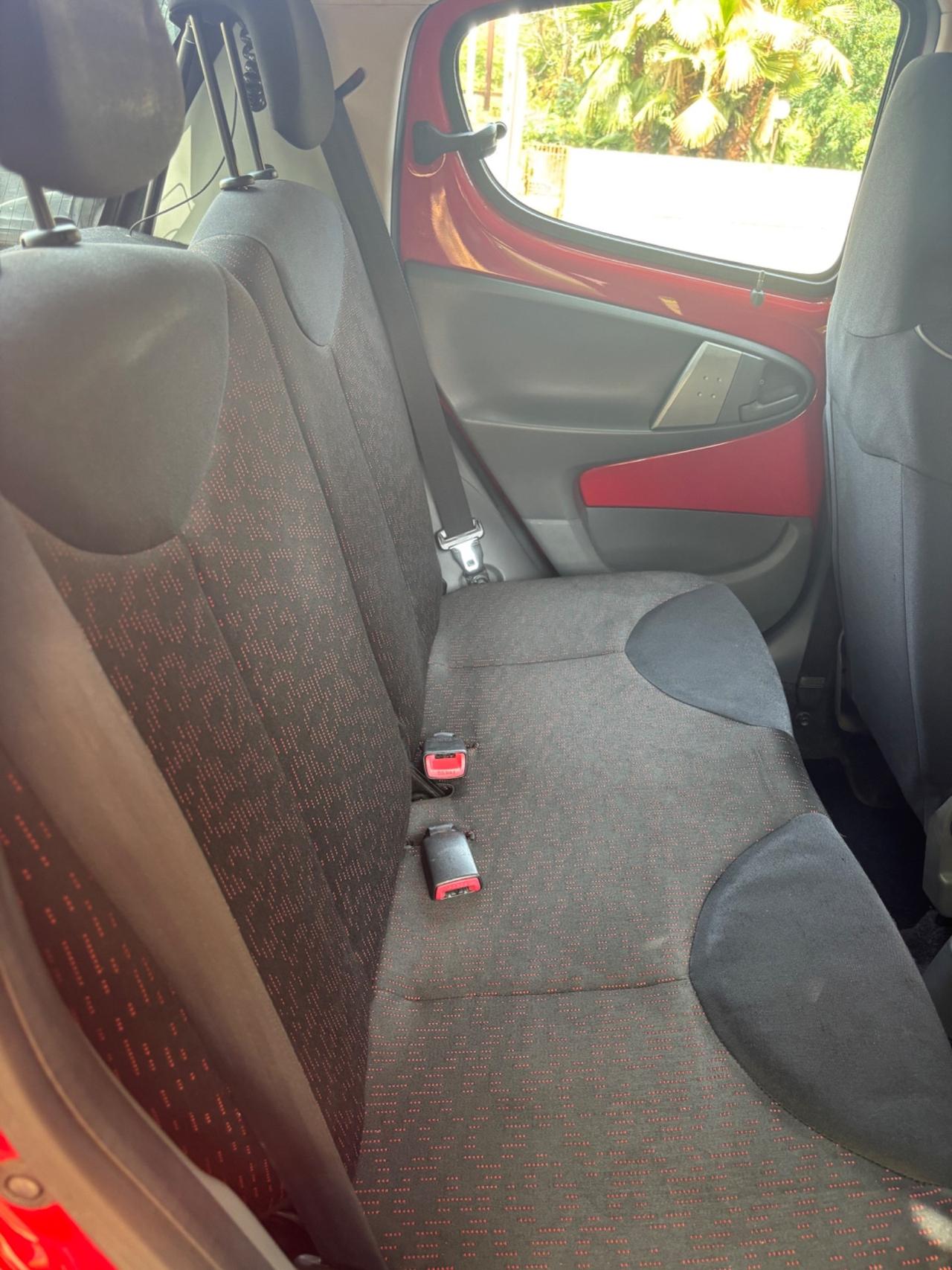 Peugeot 107 1.0 68CV 5p. Active 2012 unico proprietario