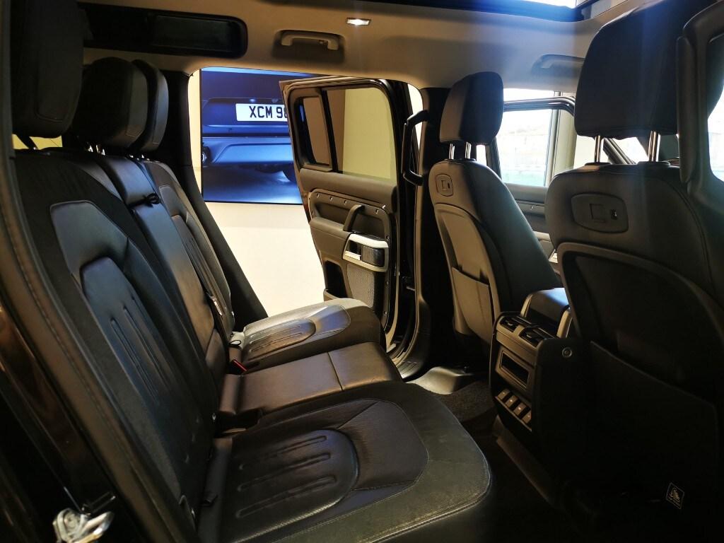 LAND ROVER Defender (2019) Defender 110 2.0 SD4...