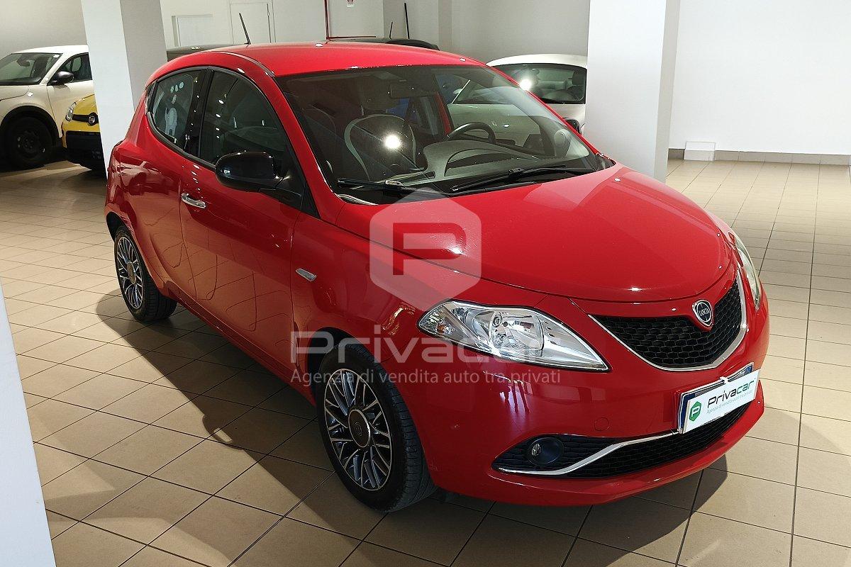 LANCIA Ypsilon 1.3 MJT 16V 95 CV 5 porte S&S Silver