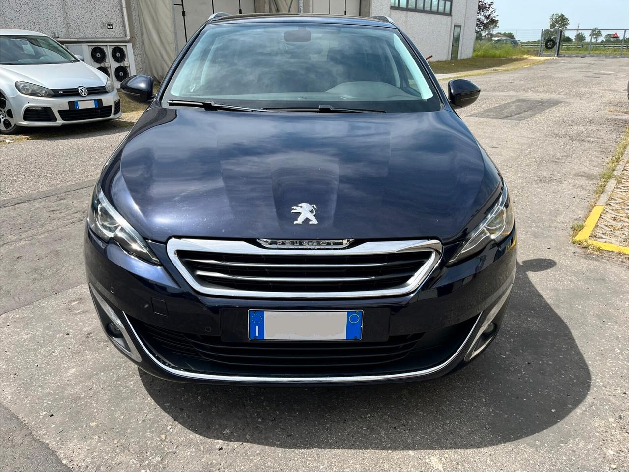 Peugeot 308 1.6 e-HDi 115CV Stop&Start CC Allure