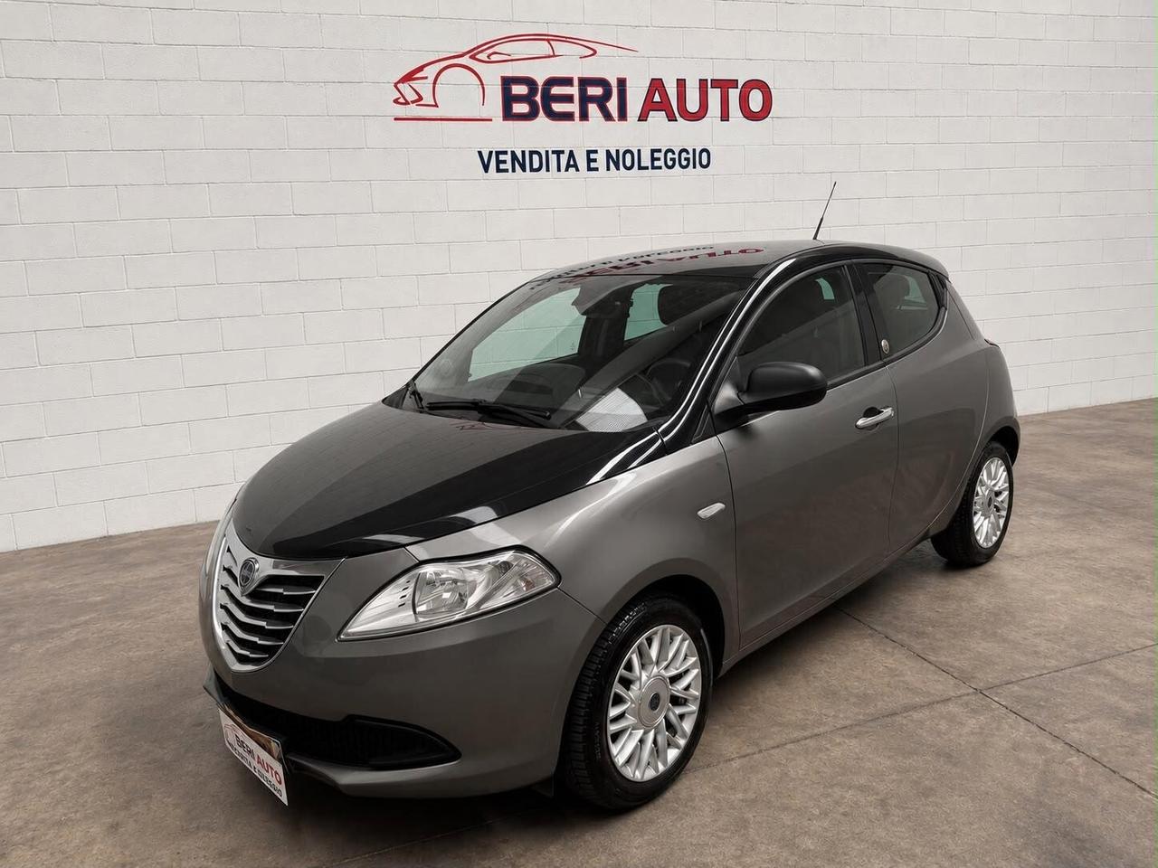 Lancia Ypsilon 1.2 benzina GPL valido fino al 2033