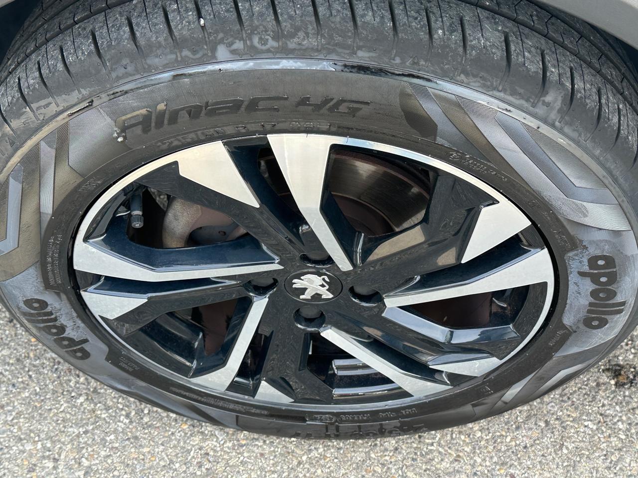 Peugeot 2008 BlueHDi 100 S&S Allure