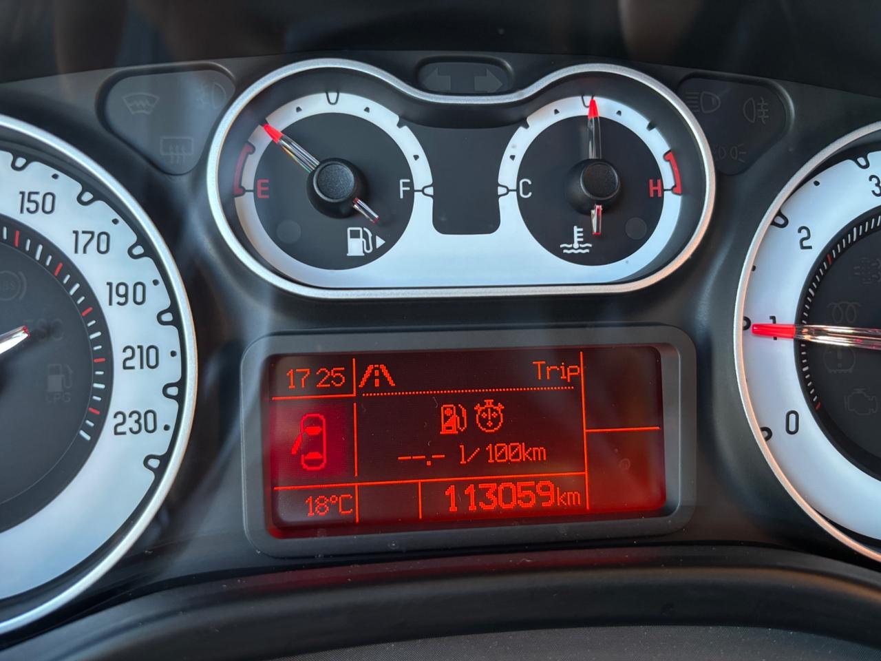 Fiat 500L 1.4 95 CV Lounge