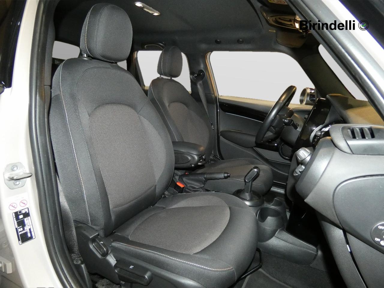 MINI Mini 5 porte (F55) - Mini 1.5 Cooper Classic 5 porte
