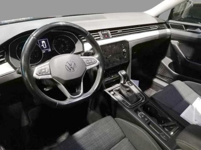 VOLKSWAGEN Passat Variant 2.0 TDI EVO 150cv Business Fari LED, Navi, Ambient