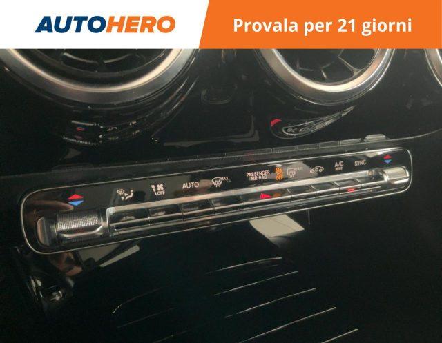 MERCEDES-BENZ A 200 Premium