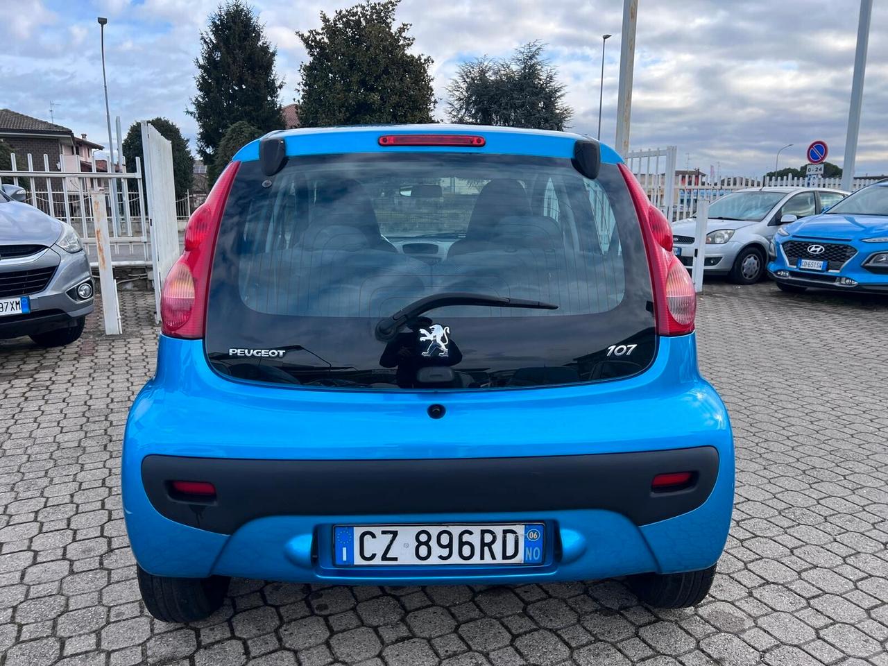 Peugeot 107 1.0 68CV 5p. Sweet Years