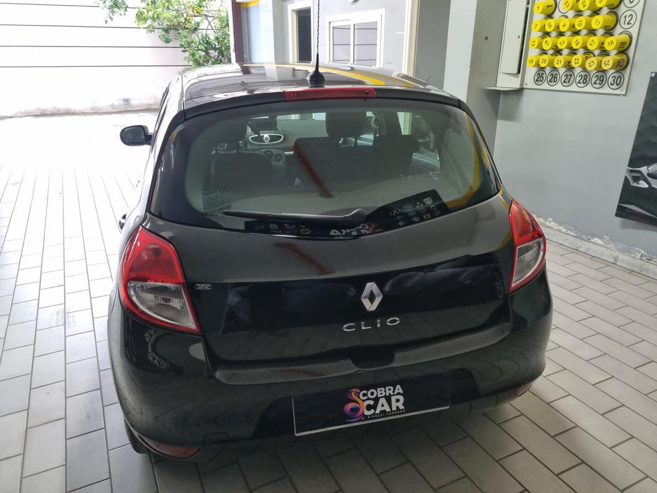 Renault Clio 1.2 16V 5 porte Dynamique