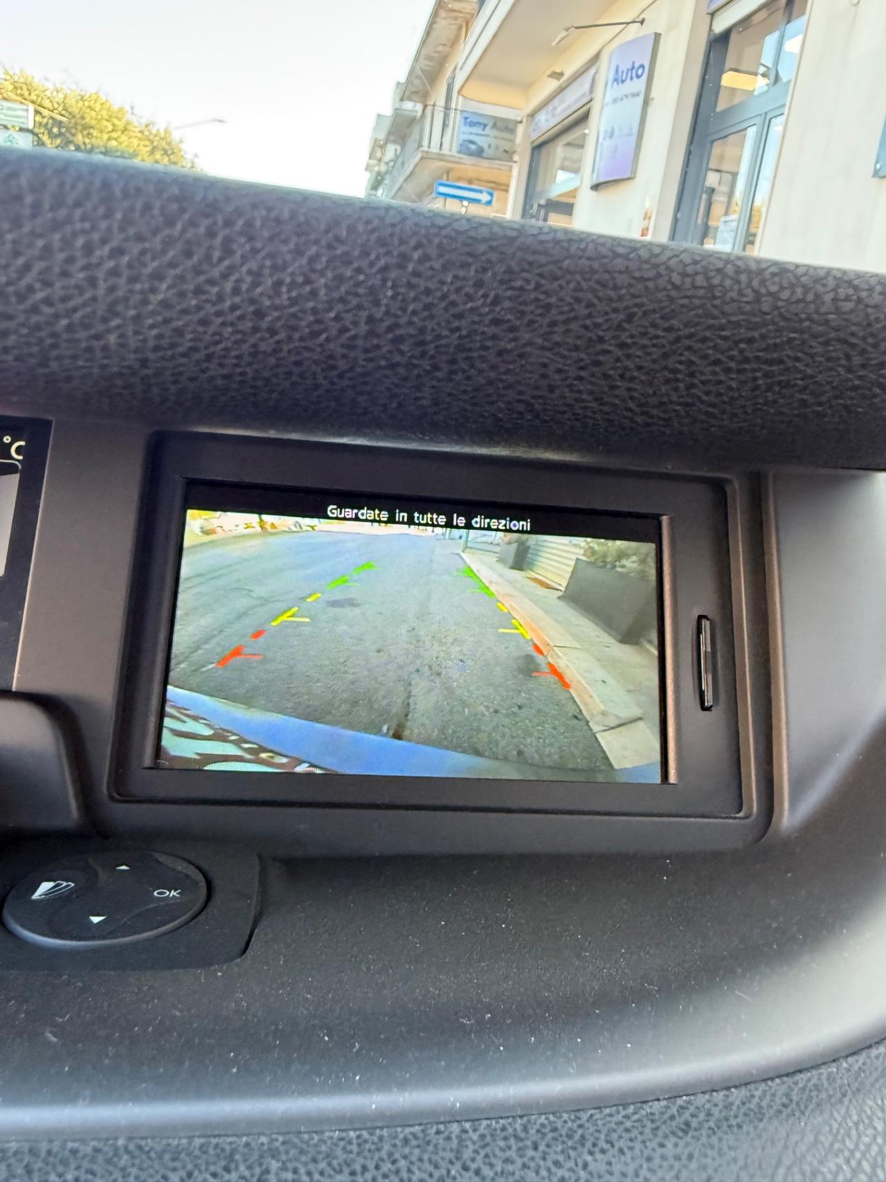 Renault Scenic 1.5 dci Limited automatica 110cv 7 POSTI,NAVIGATORE ,TELECAMERA,KM CERTIFICATI