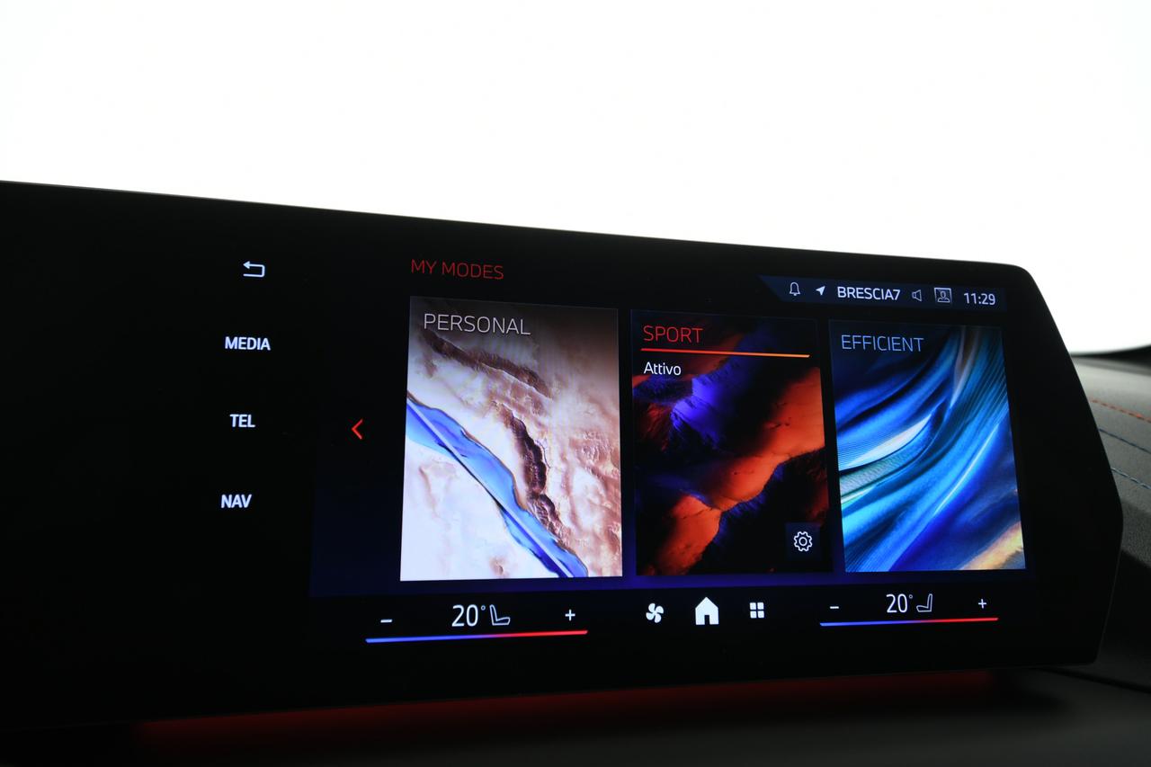 BMW 120d 48V MSport auto HEAD-UP+CAMERA 360+ACC+C18"