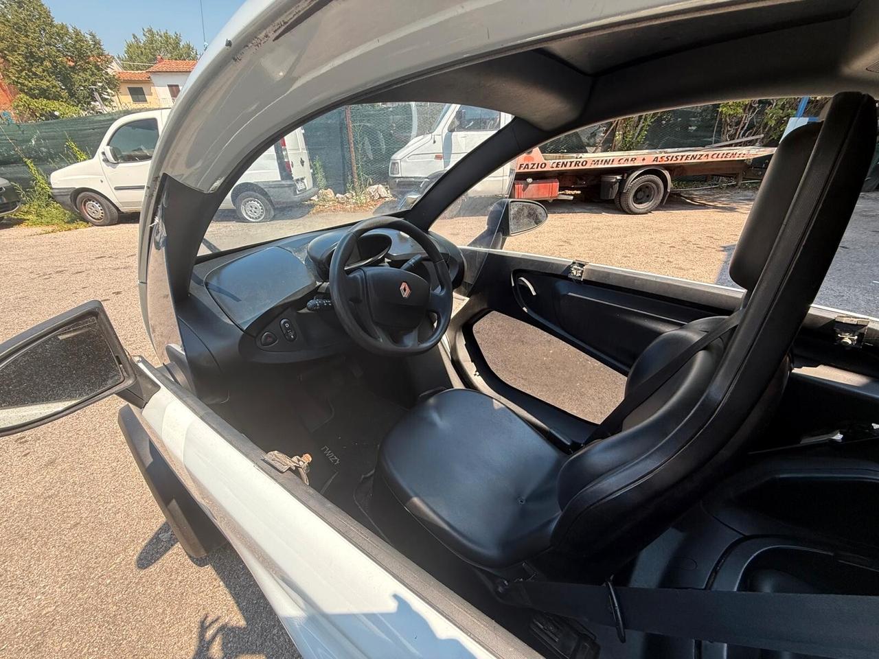 Renault Twizy Elettrica – 2015 – Guidabile con Patente AM