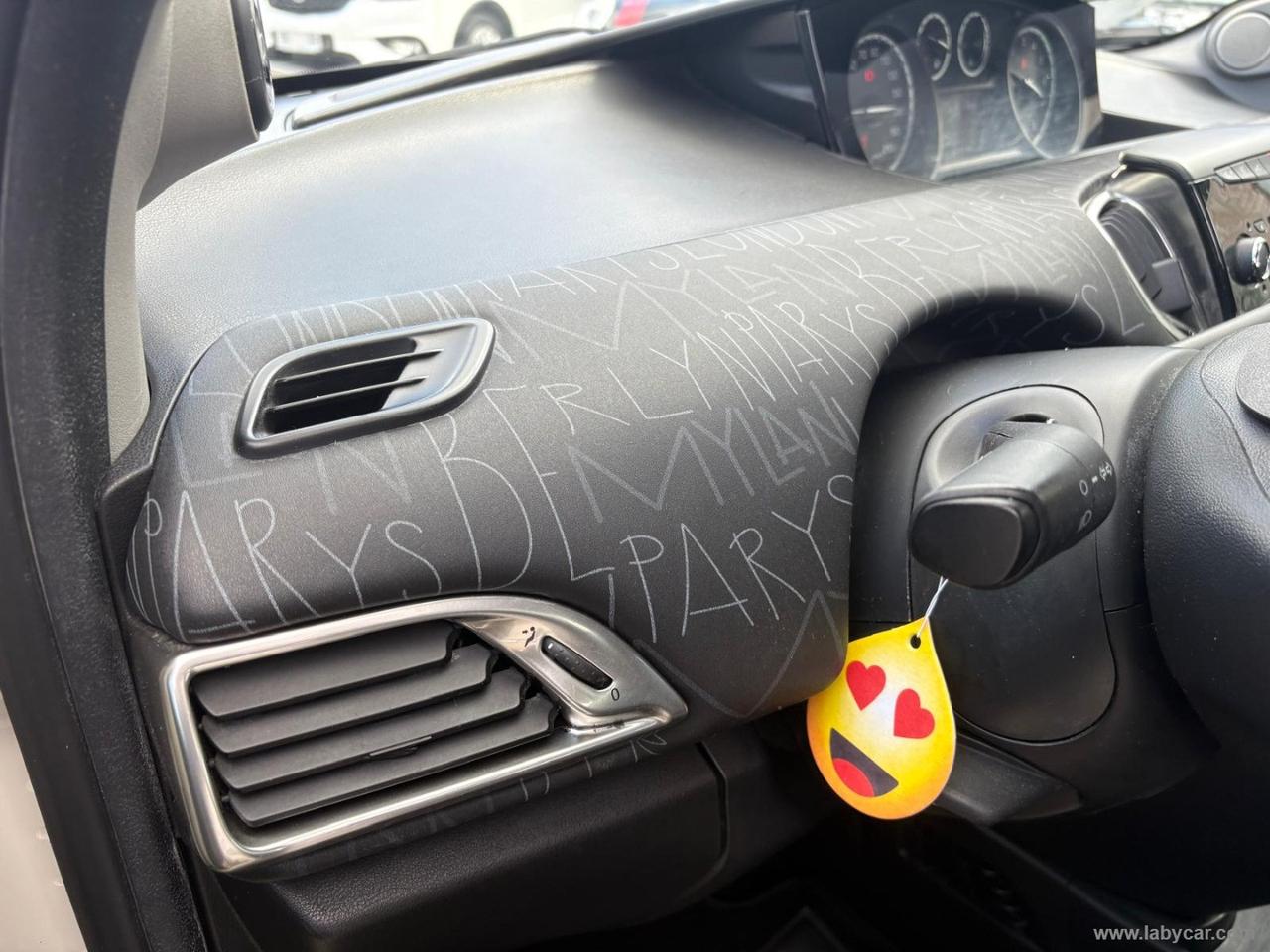 LANCIA Ypsilon 1.2 69 CV 5p. GPL Ecochic Ele. ELEFANTINO ROSA