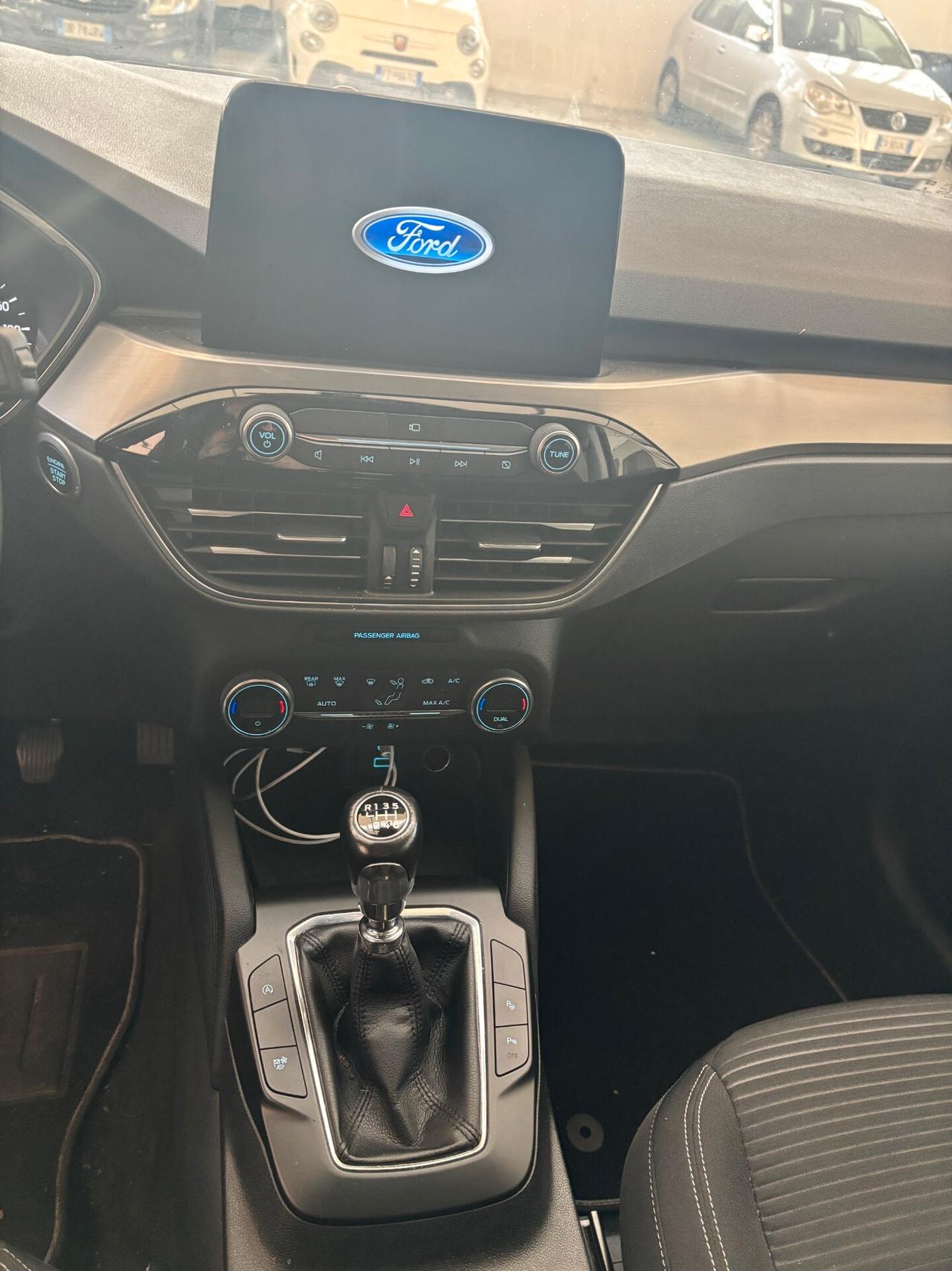 Ford Kuga 2.0 EcoBlue Hybrid 150 CV 2WD Titanium