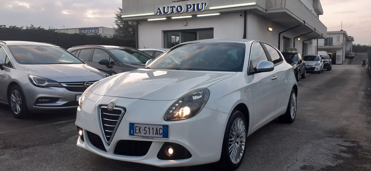 Alfa Romeo Giulietta 2.0 JTDm-2 140 CV Distinctive