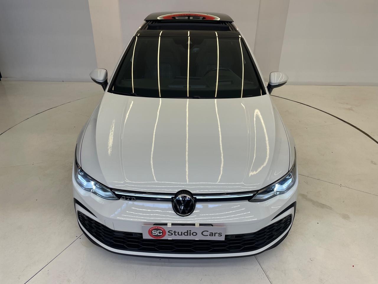 Volkswagen Golf GTD 2.0 TDI DSG 200CV