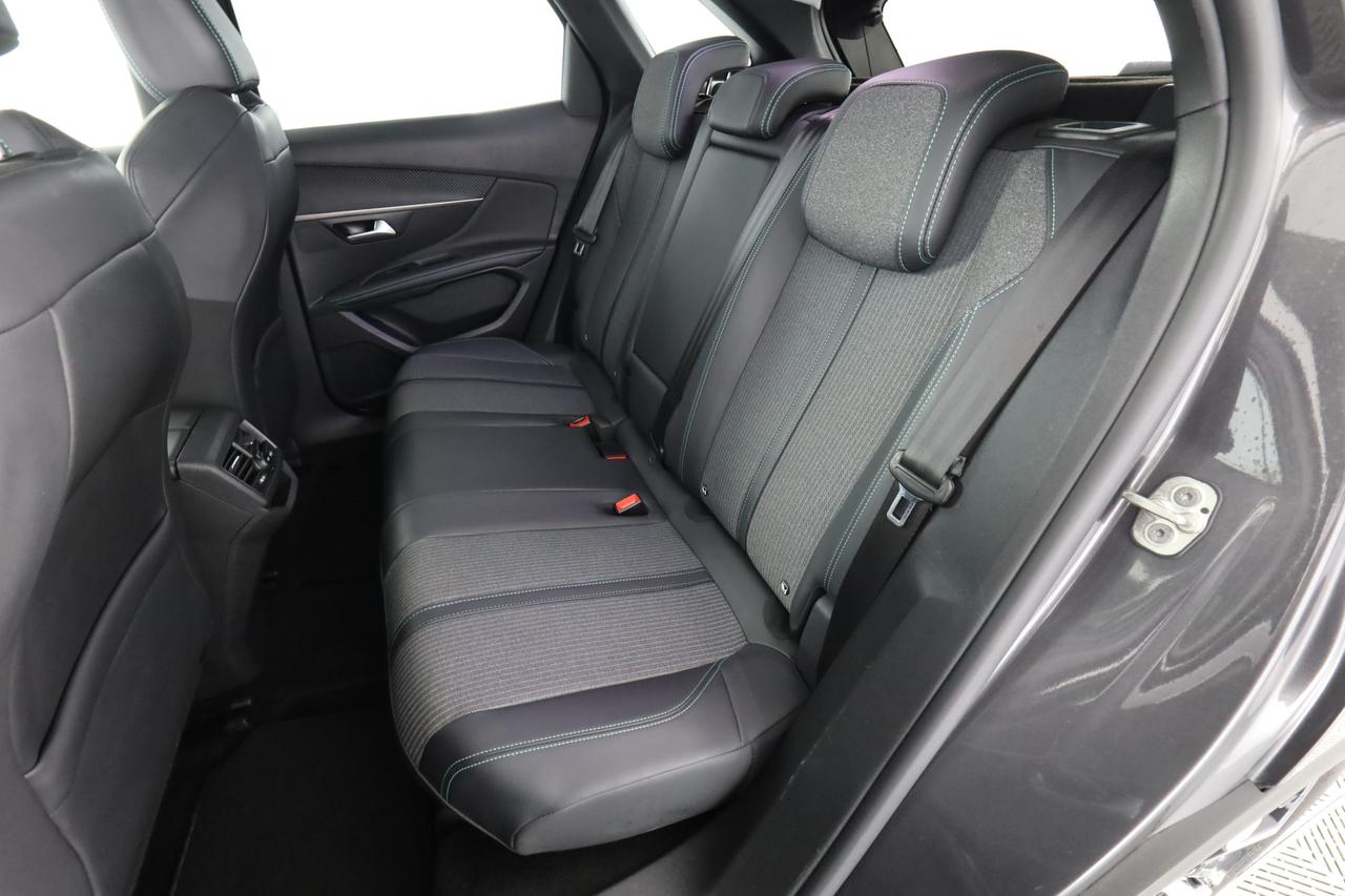 PEUGEOT 3008 2ª serie 3008 PureTech Turbo 130 S&S EAT8 Allure