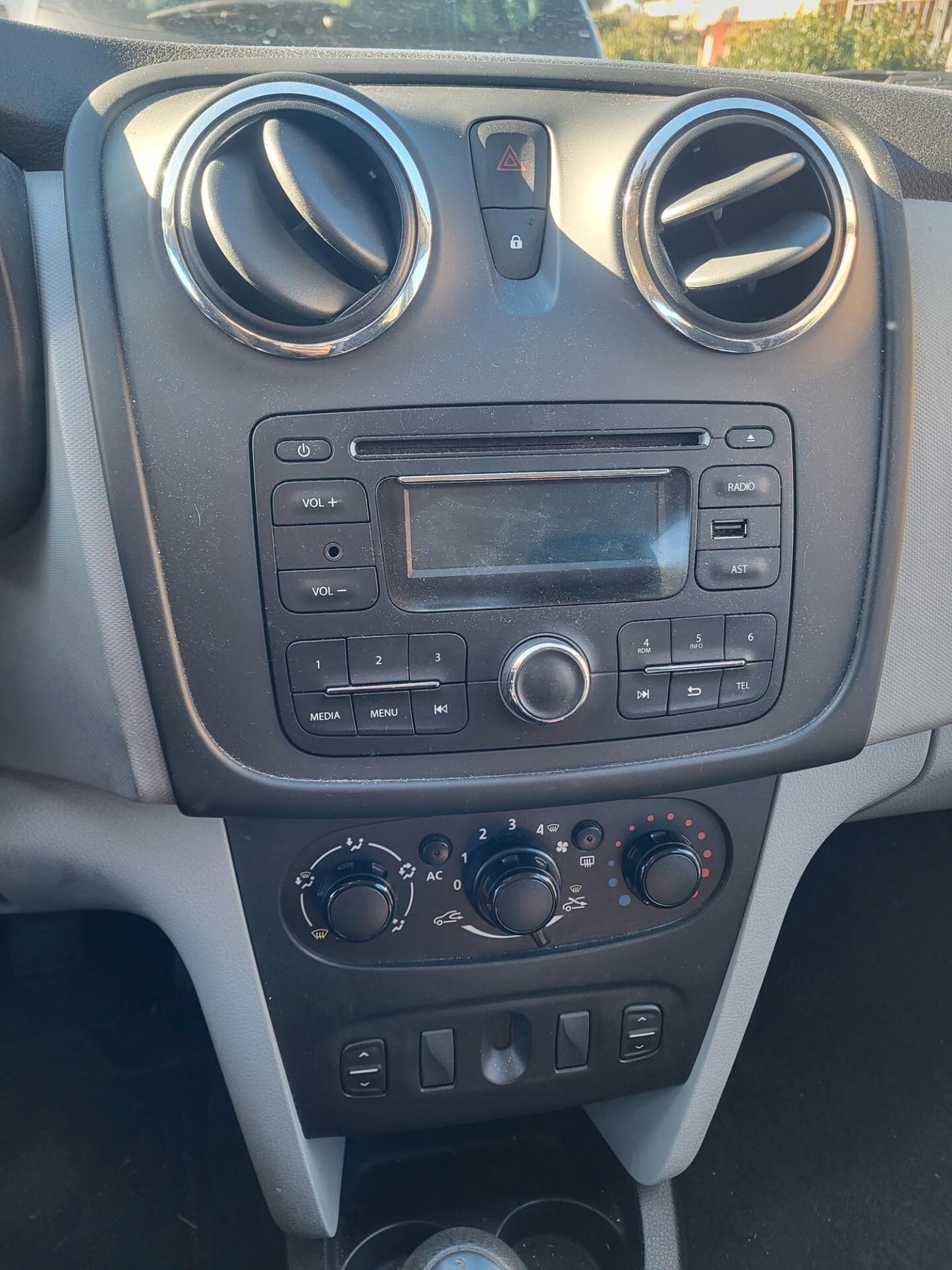 Dacia Sandero 1.5 dCi 8V 75CV Ambiance