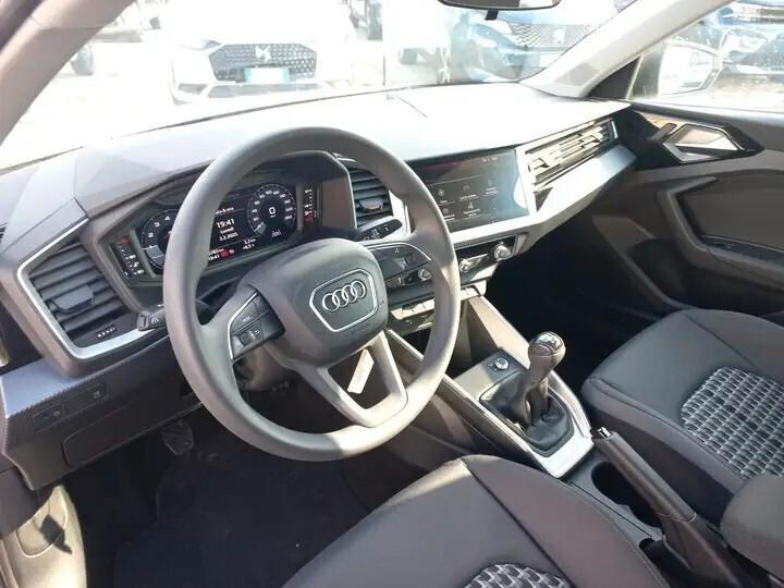 Audi A1 citycarver 25 TFSI Admired