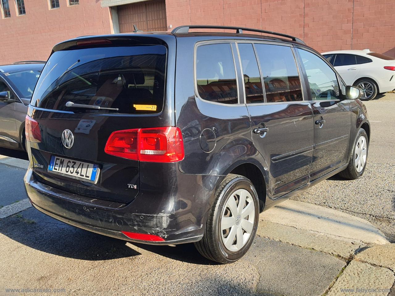VOLKSWAGEN Touran 1.6 TDI 105 CV 7 POSTI