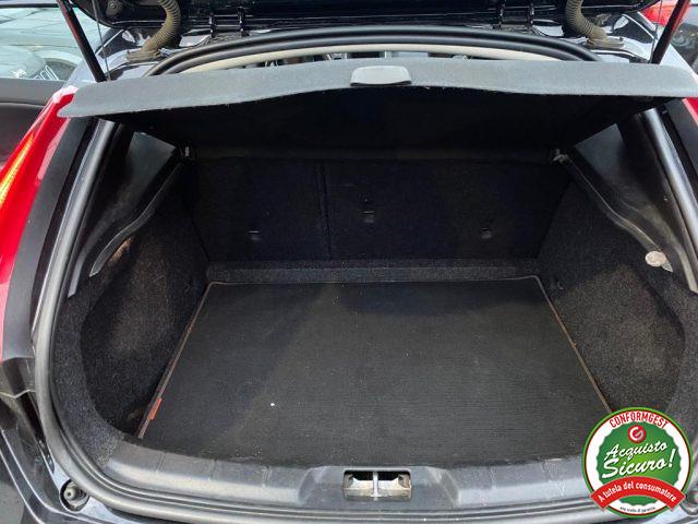 VOLVO V40 D2 'eco' Momentum