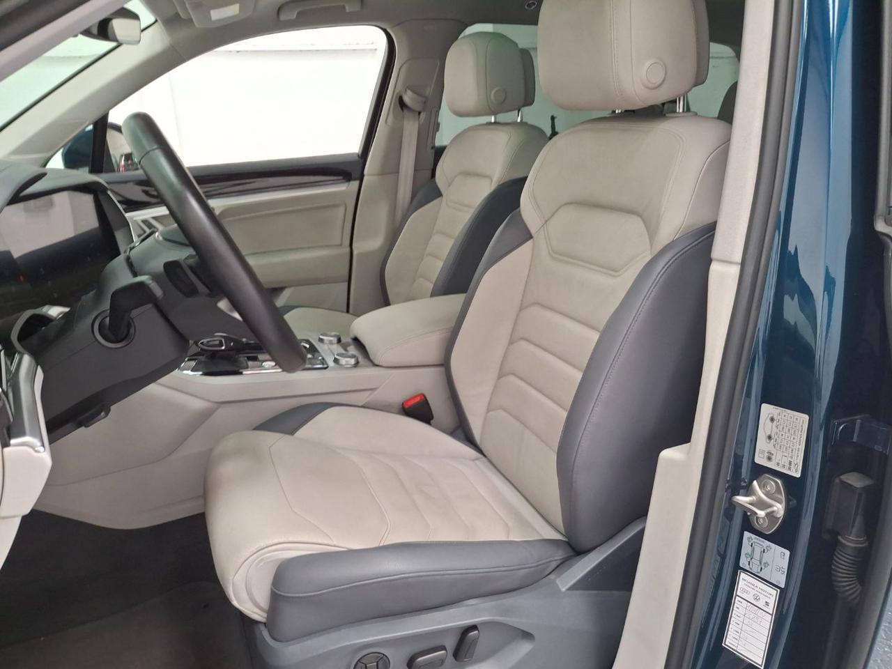VOLKSWAGEN Touareg 3ª serie Touareg 3.0 V6 TDI...